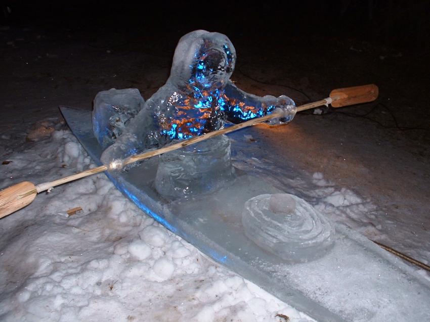 esquimeau taill dans la glace