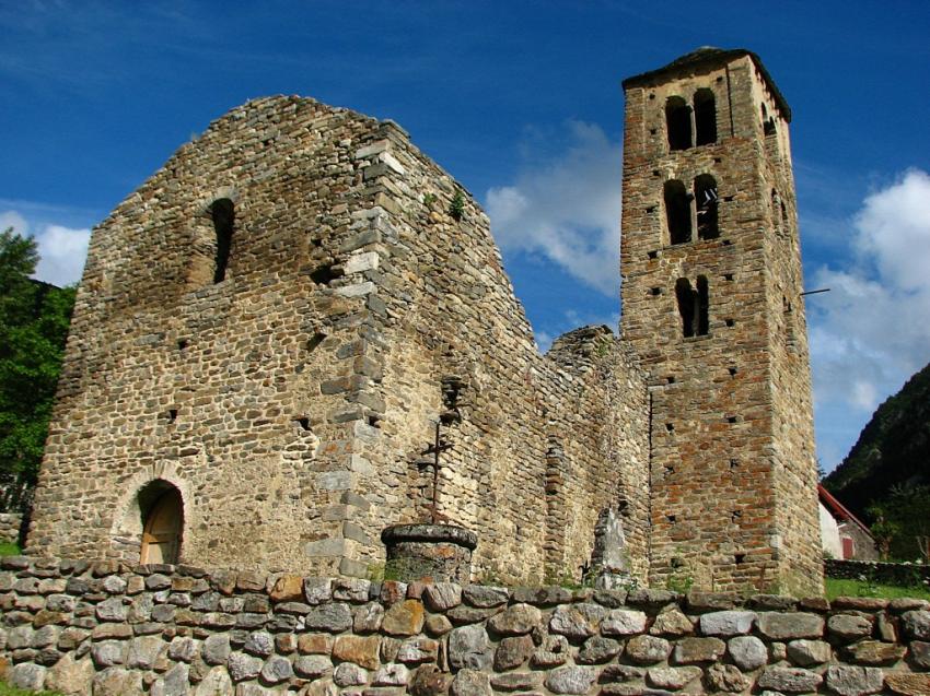 Eglise romane St Pierre  de Mrens