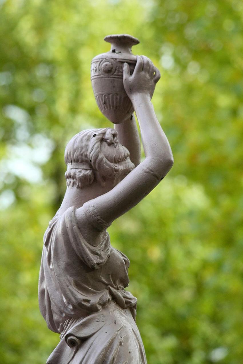 Amsterdam (102) Statue dans parc...