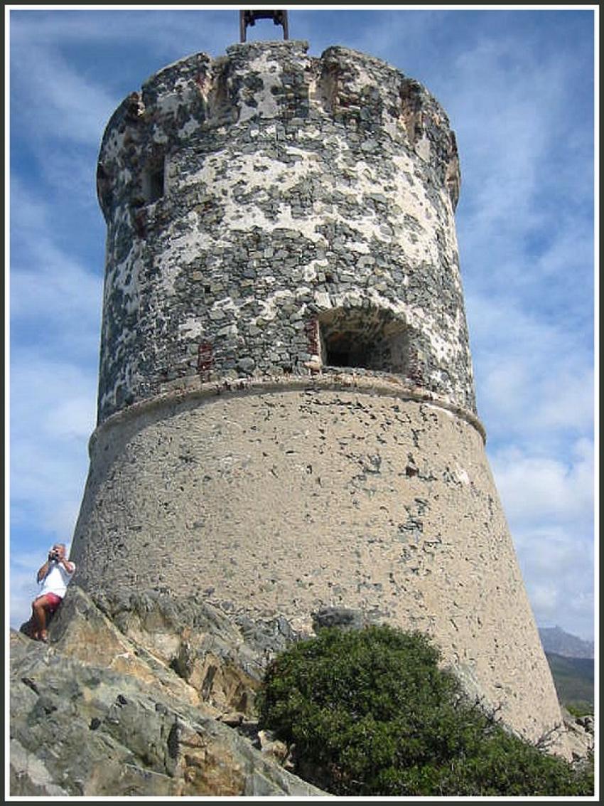 Tour gnoise - Les Sanguinaires (Corse)