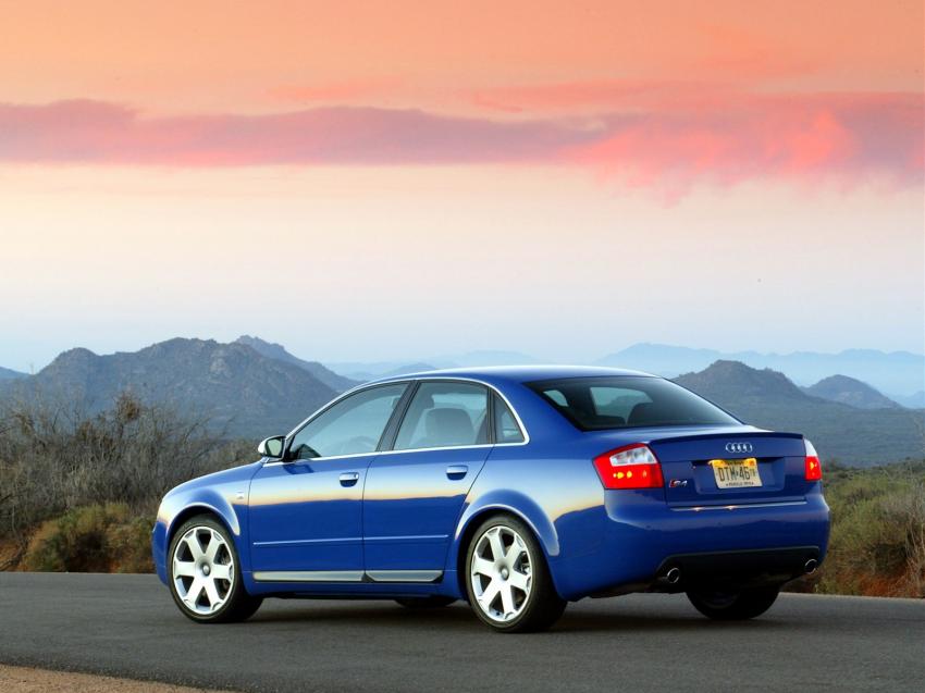 Audi S4 US (2003)