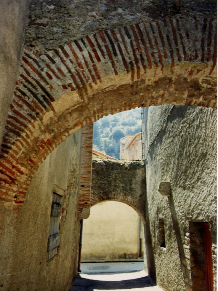 Arcades à Villefranche
