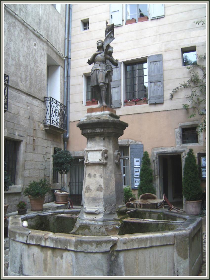 Forcalquier (04)
