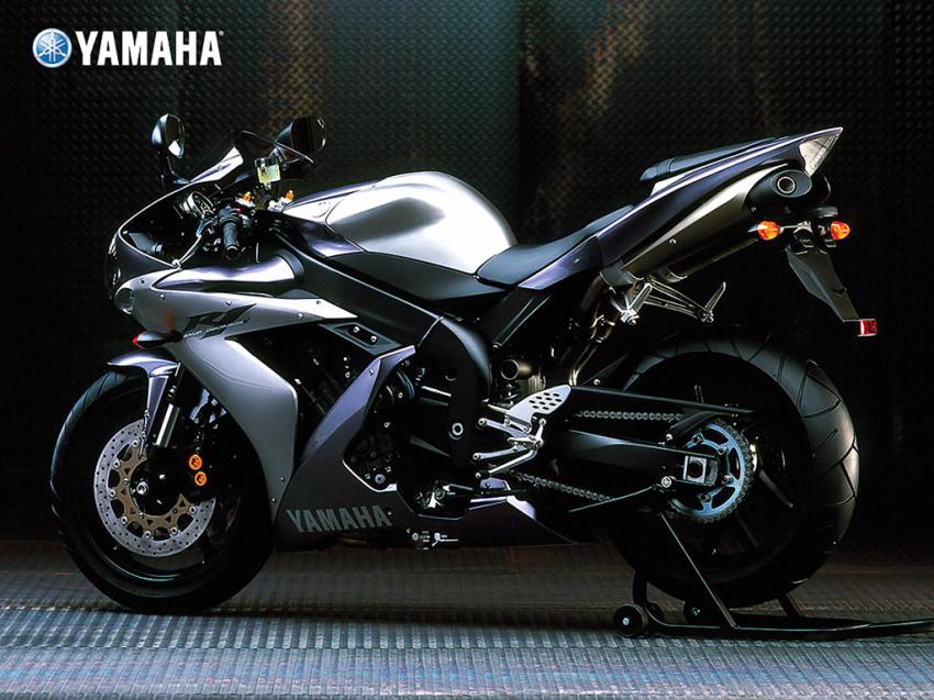 Yamaha YZF R1, 2004