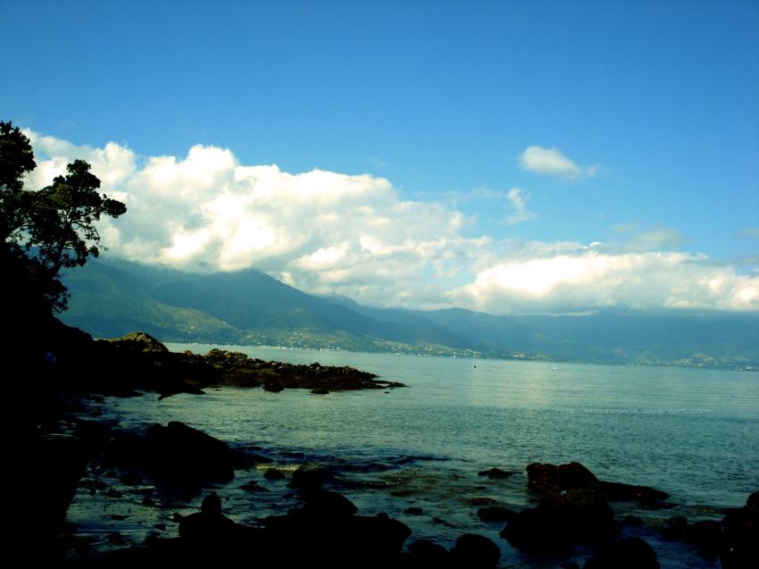 Sea and rocks