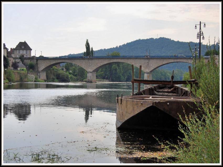 Gabarre sur la Dordogne  Argentat (19)