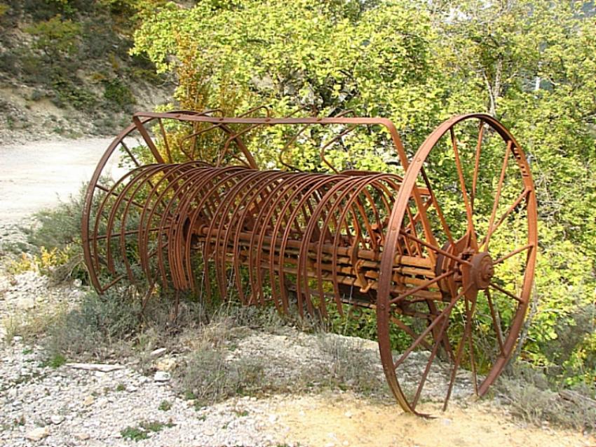 Un rateau faneur