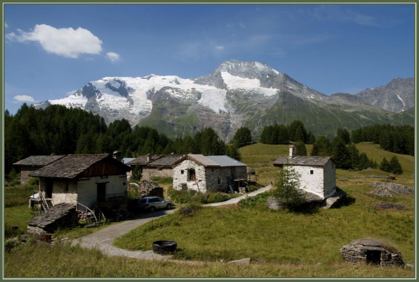 Hameau du Monal.