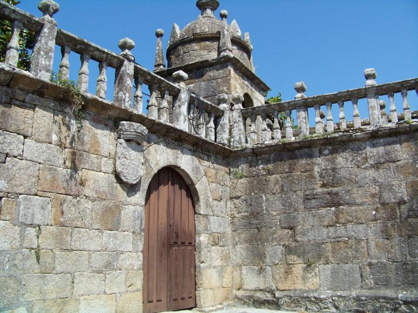 Pierres marques par le passe du temps. (Cambados,