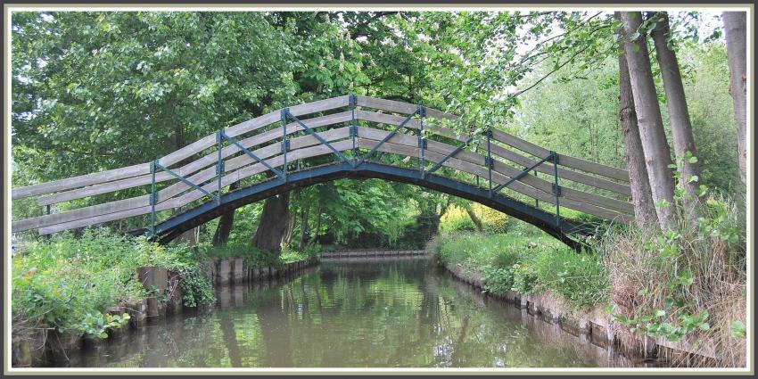 Amiens (80) Passerelle aux Hortillonnages