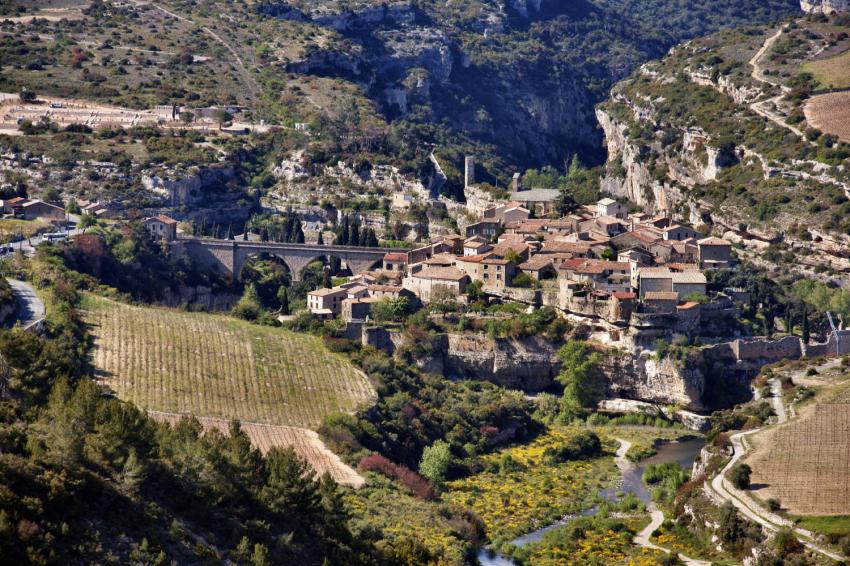 Village class de Minerve.