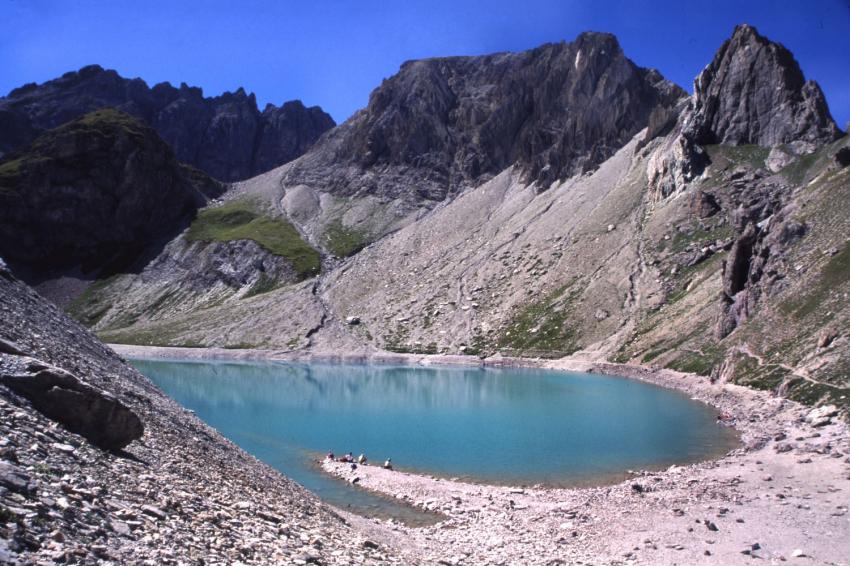 Lac des Braudes, valle de la Clare.