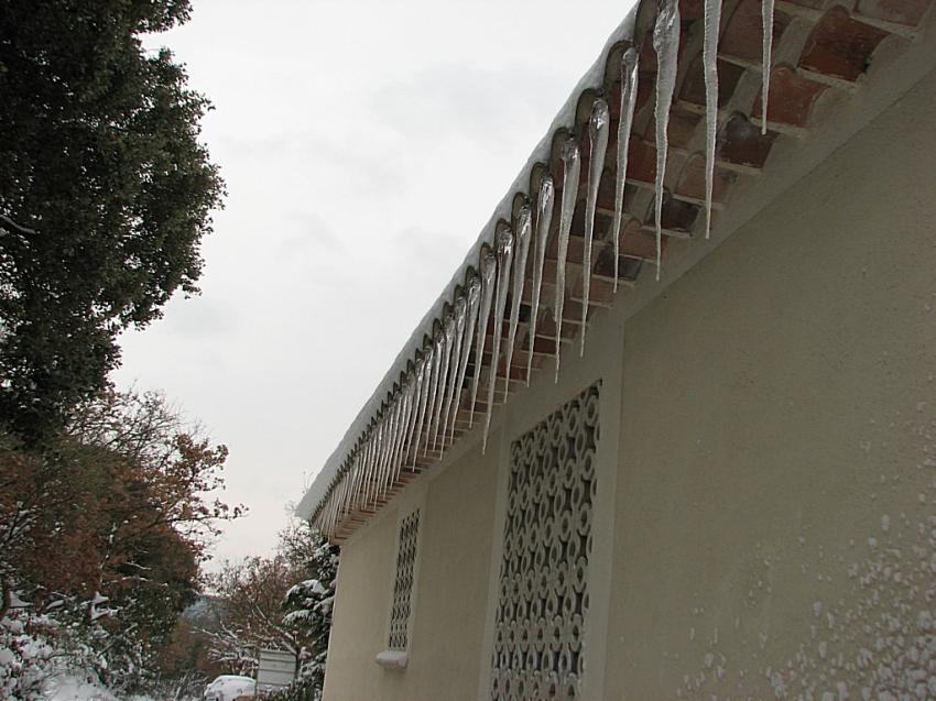 Stalactites  ...