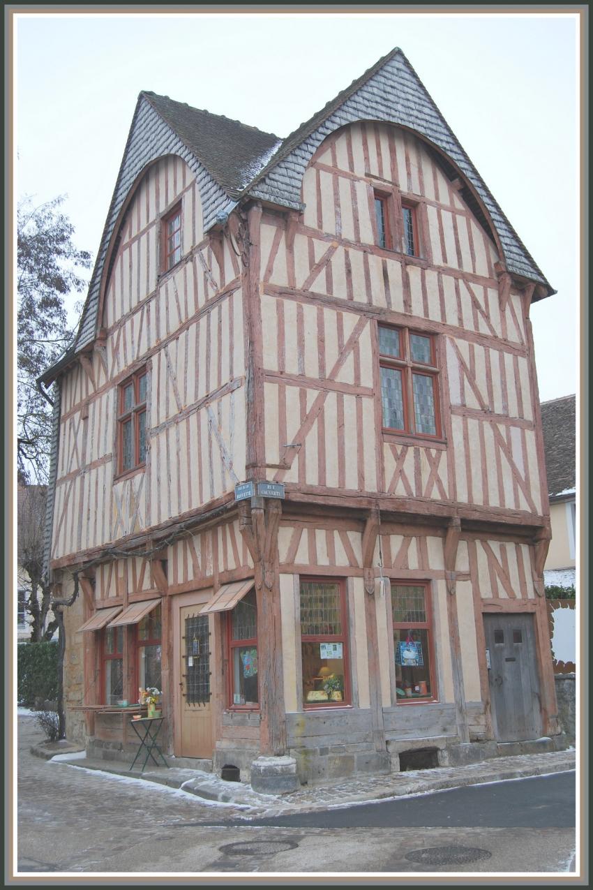 Provins (77)