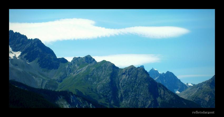 des montagnes  perte de vue