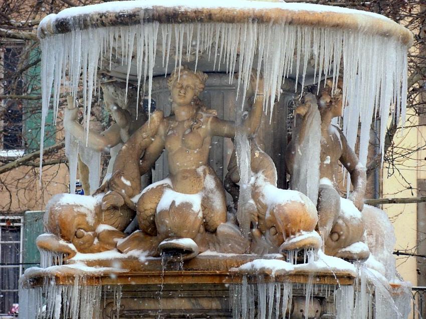 fontaine gele  de carcassonne 2