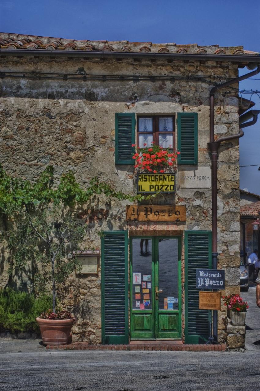 Ristorante a Siena in HDR