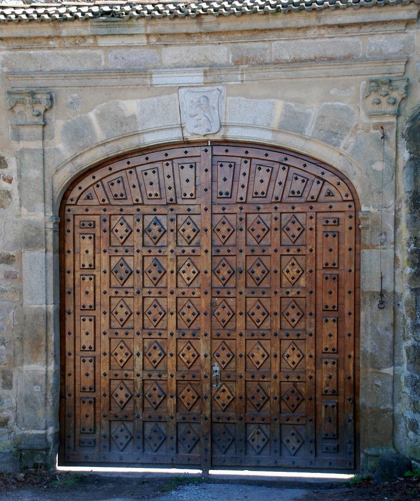 chateau de Chenereilles , Loire 42