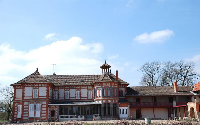 Chateau de Sourcieux ,Loire 42