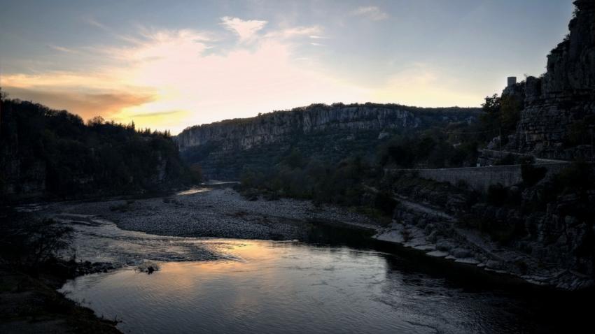 Coucher de soleil sur l'Ardche