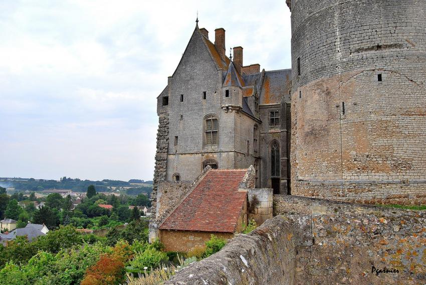 Le Château de Châteaudun.