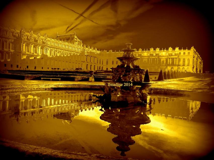 VERSAILLES...