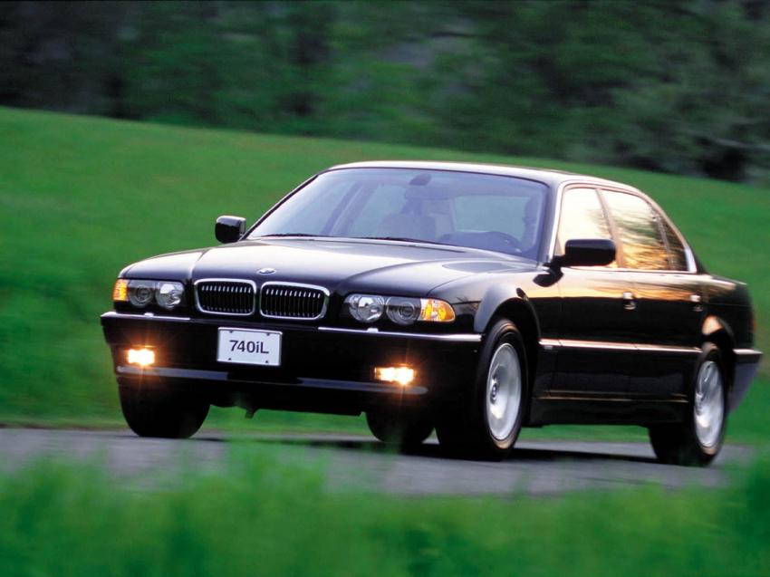 Bmw 740 IL E38 (2001)