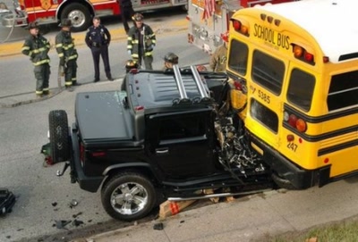 Œuvre de wesley92_be: Hummer H2 Crash