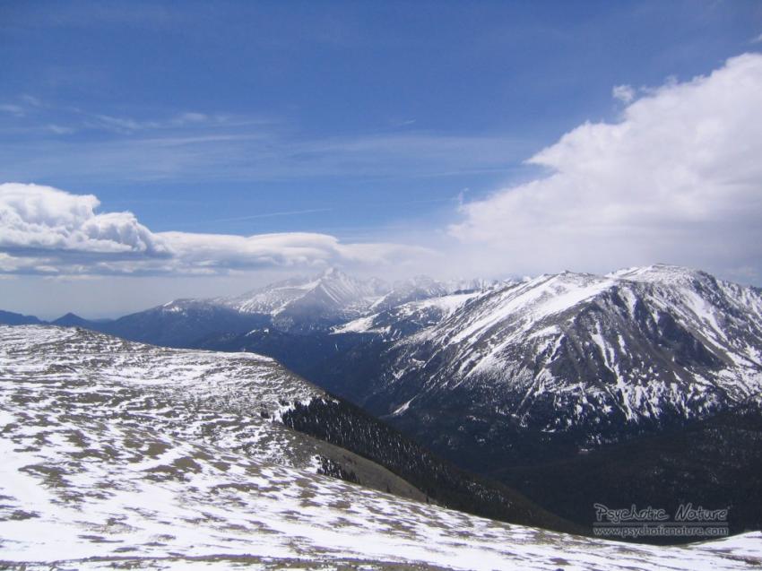 chaîne de montagnes