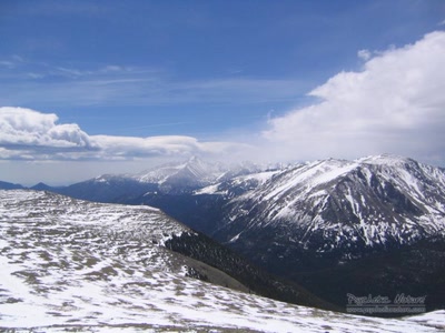 Résultat de recherche: chaîne de montagnes