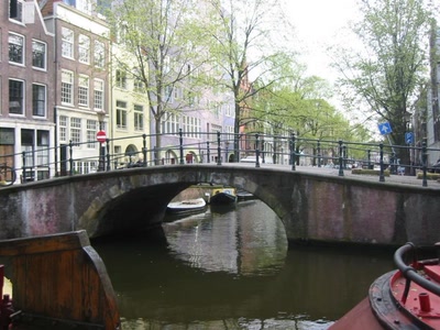 Résultat de recherche: Pont sur un canal à Amsterdam