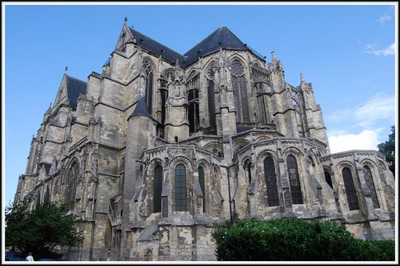 Résultat de recherche: Basilique de Saint-Quentin (02)