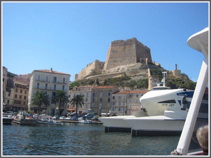 Bonifacio - Entrée du port