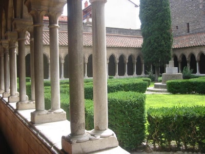 Résultat de recherche: Le Cloitre d'Arles sur Tech (66)