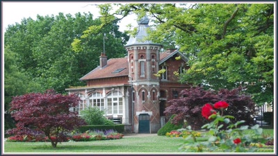 Résultat de recherche: Pavillon aux Champs-Elysées