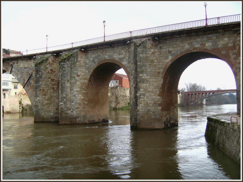 Pont sur le Lot