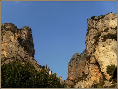 Résultat de recherche: Moustiers Sainte-Marie (04)