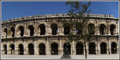Résultat de recherche: Nîmes (30) - Les arènes