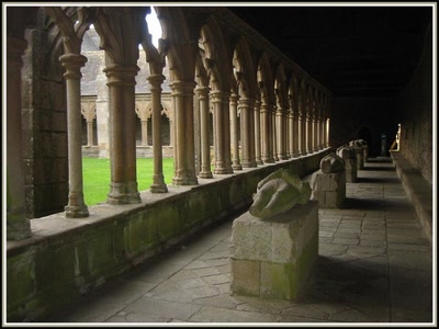 Résultat de recherche: Cloitre à Trégastel (22)