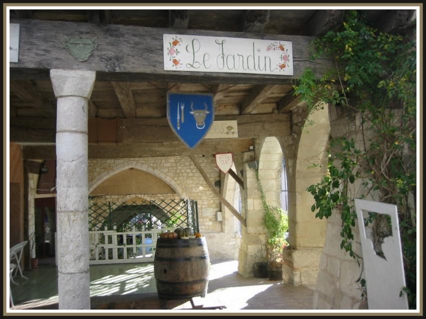 Arcades à Monflanquin (47)