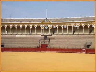 Résultat de recherche: Arènes de Séville (Andalousie)