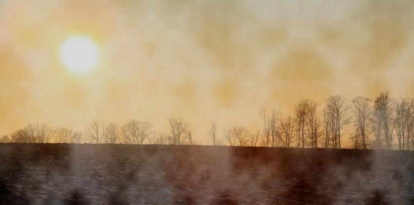 Soleil dans la brume