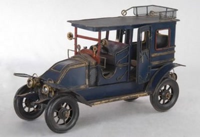 ancienne voiture,en modele réduit