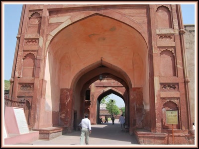 Résultat de recherche: Agra - Entrée du fort