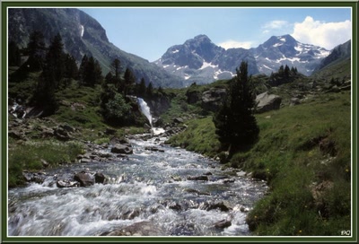 Résultat de recherche: Gave de la vallée du Lutour.