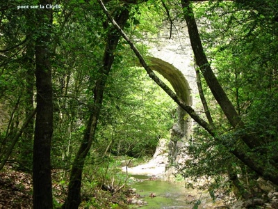 Résultat de recherche: Pont sur la citelles