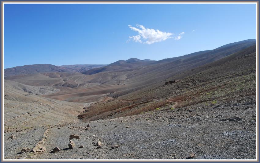 Paysage sur la route d'Oussikis