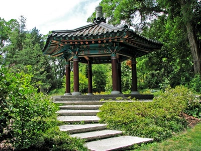 Résultat de recherche: Pagode coréenne au jardin botanique
