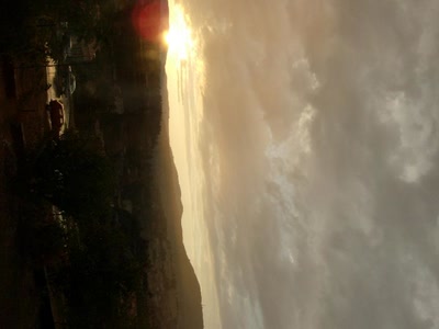 Résultat de recherche: une autre lueur