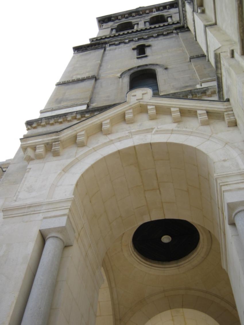 église vue de côté